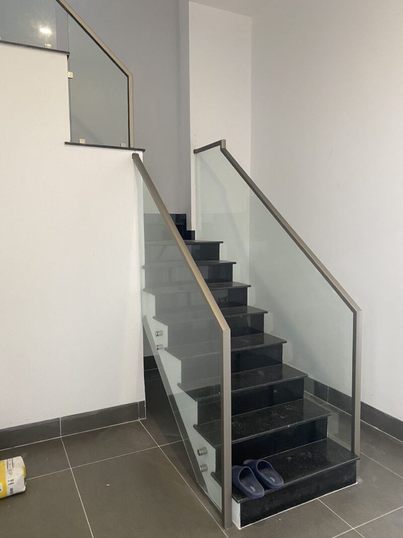 Cầu Thang Kính 02