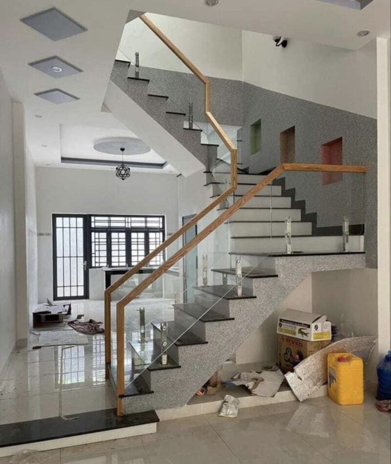 Cầu Thang Kính 05