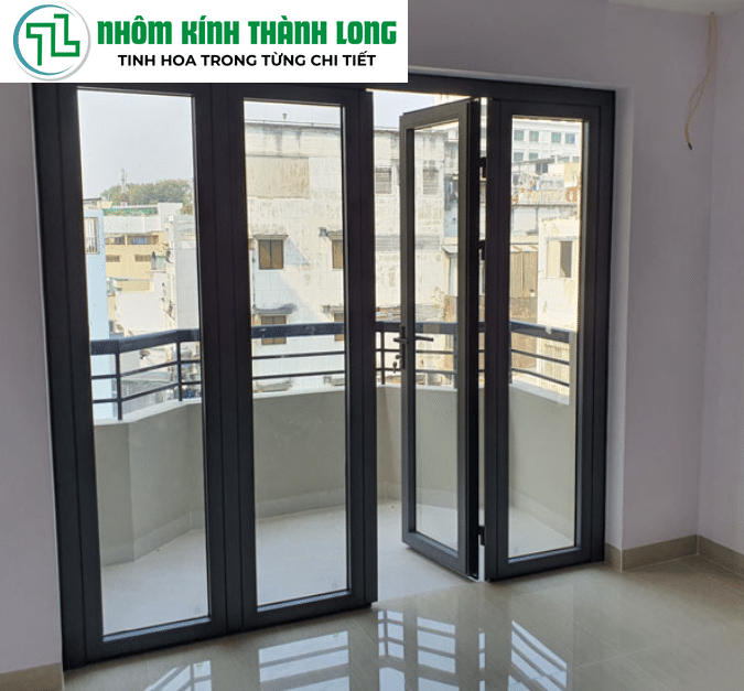 cửa nhôm xingfa 4 cánh mở quay tphcm