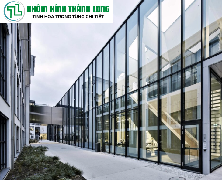 kinh-dung-mat-tien-nhom-kinh-cao-cap